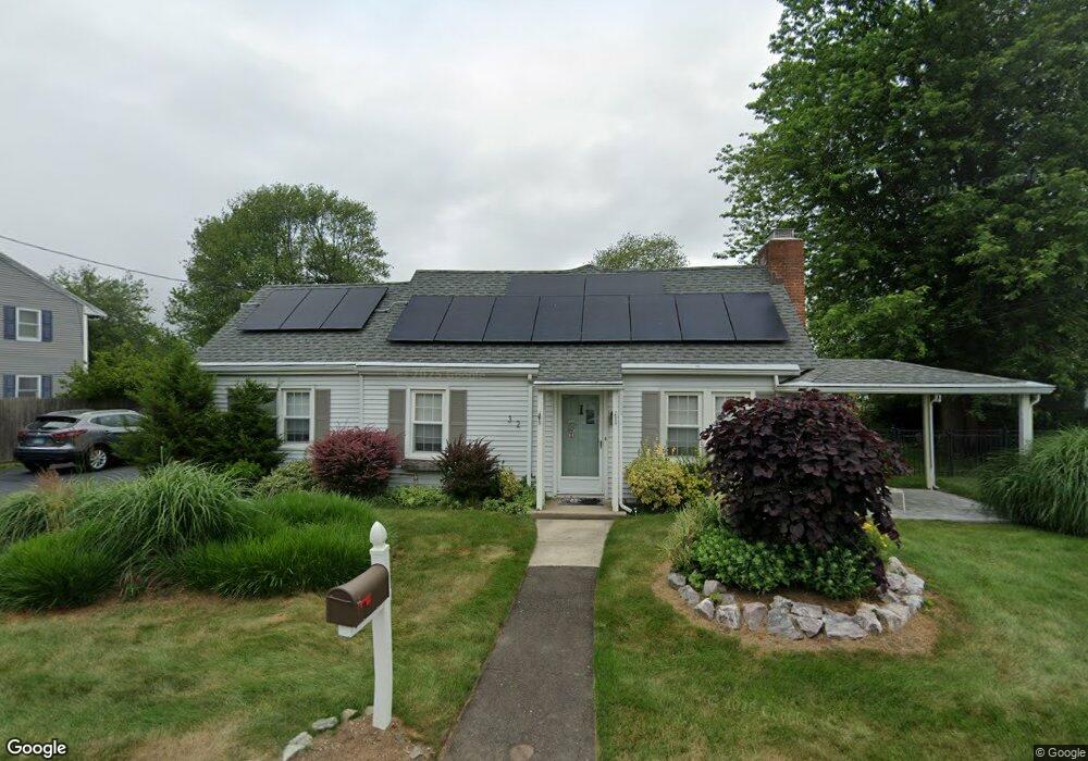 32 Waverly Rd, Branford, CT 06405 - photo 1