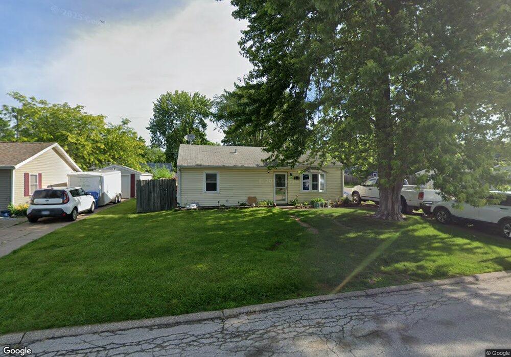 2802 W 69th St, Davenport, IA 52806 - photo 1