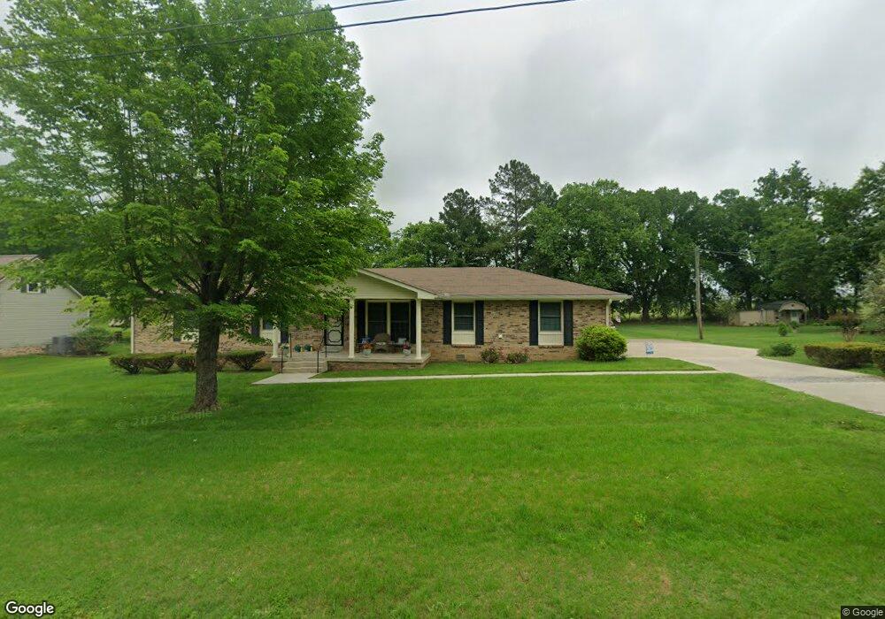 102 Hulan St, Shelbyville, TN 37160 - photo 1