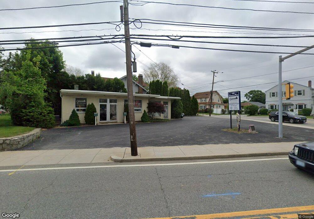 284 Phenix Ave, Cranston, RI 02920 - photo 1