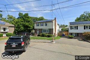 70 Rivers Ln, Malden, MA 02148