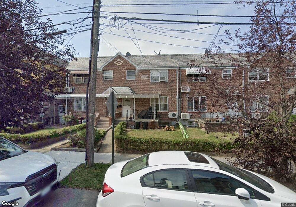 58-38 136th St unit Fl 2, Flushing, NY 11355 - photo 1