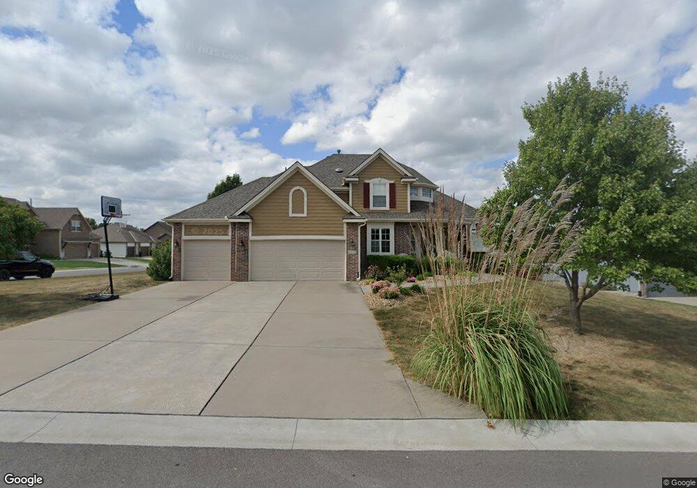 4420 SW Lyndsie Ct, Lees Summit, MO 64082 - photo 1