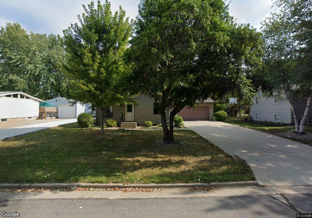 1808 Willow Rd, New Ulm, MN 56073 - photo 1