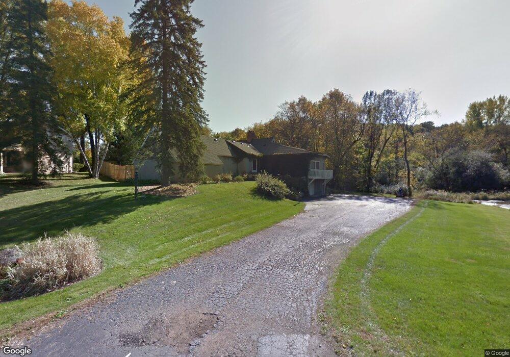 4247 Heathcote Rd, Wayzata, MN 55391 - photo 1