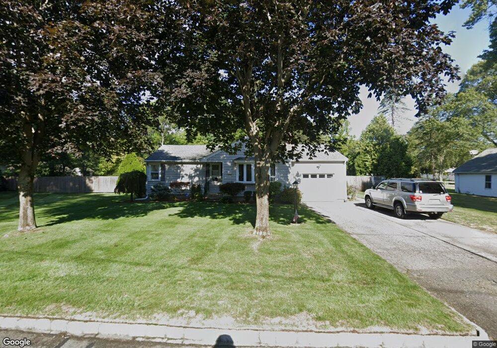 165 Spooner Ave, Warwick, RI 02886 - photo 1