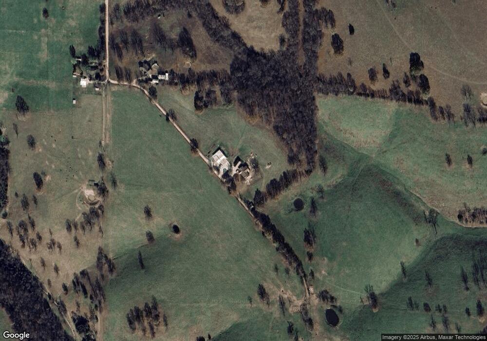 2072 Sweeney Ln N, Harrison, AR 72601 - photo 1