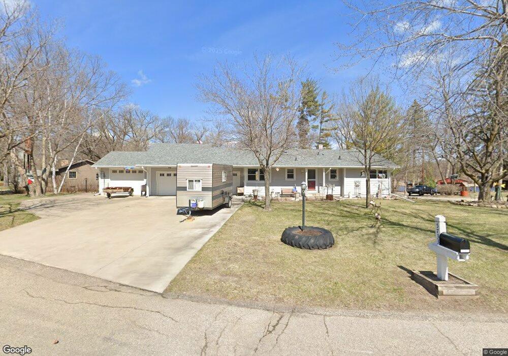 5733 Cedar Ln, Minnetonka, MN 55345 - photo 1