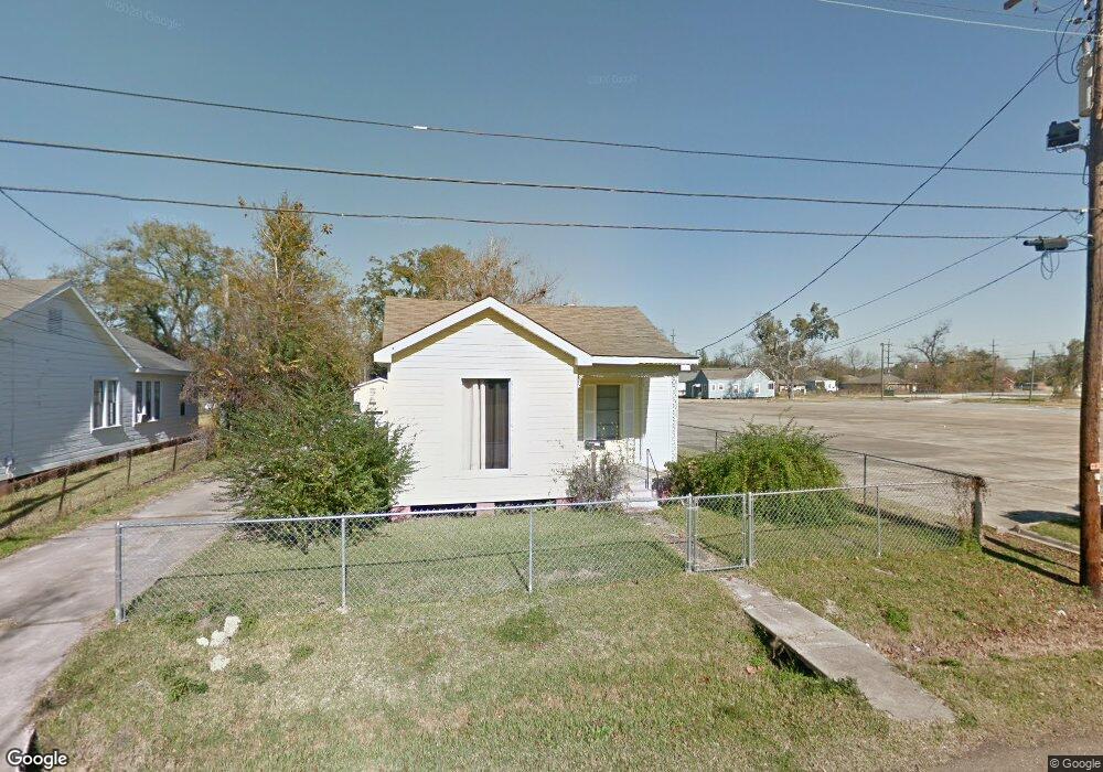 1517 Fournet St, Lake Charles, LA 70601 - photo 1