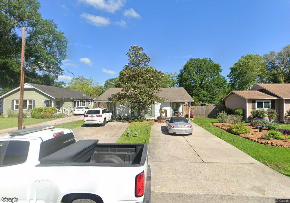 712 Percival St, Tomball, TX 77375 - photo 1