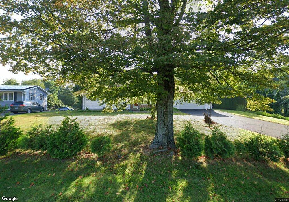 8 Scott Rd, Prospect, CT 06712 - photo 1