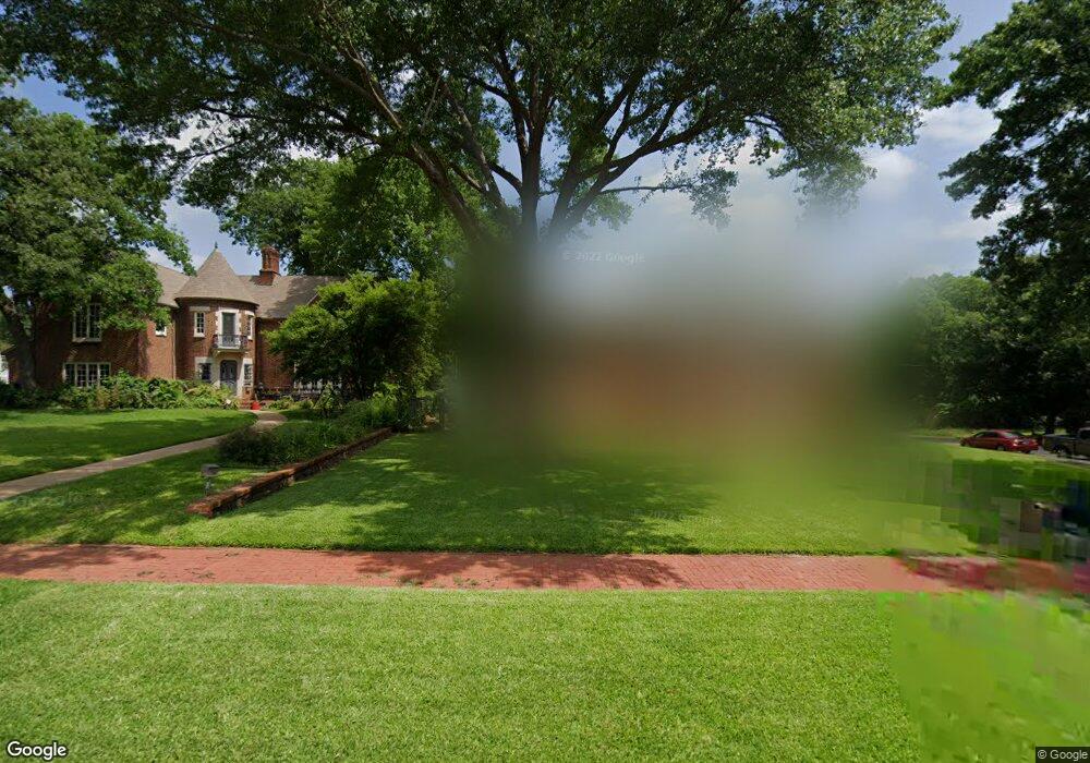 1401 W Woodard St, Denison, TX 75020 - photo 1