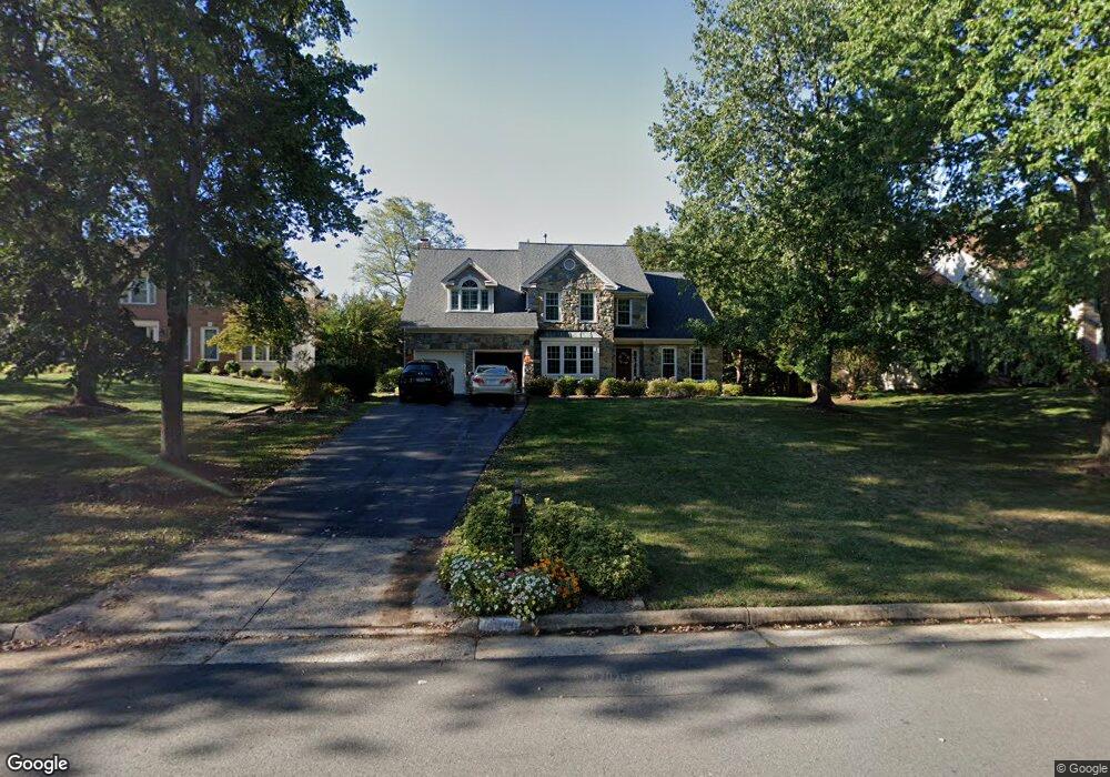 15426 Snowhill Ln, Centreville, VA 20120 - photo 1