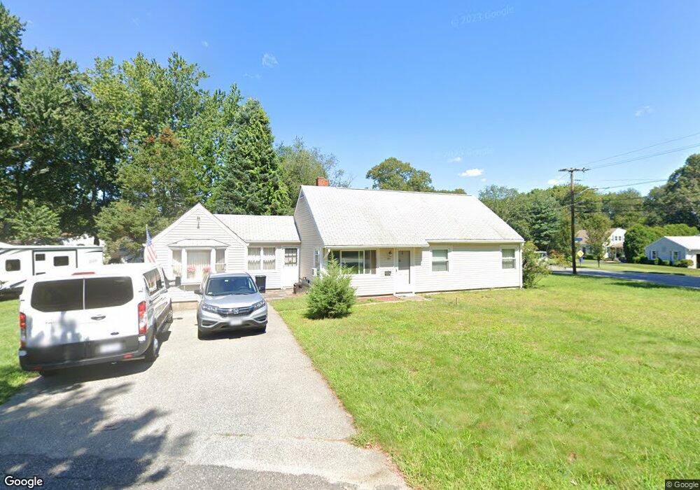 1 Waverly Rd, Barrington, RI 02806 - photo 1