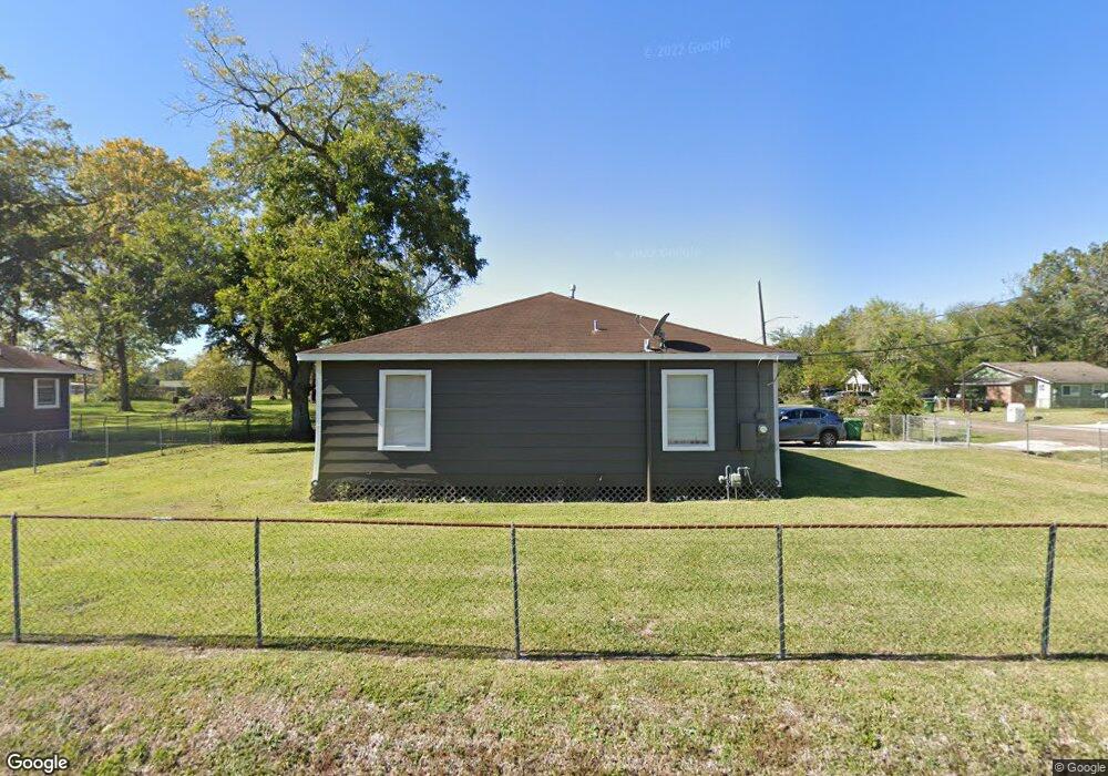 1901 Ellington St, Houston, TX 77088 - photo 1