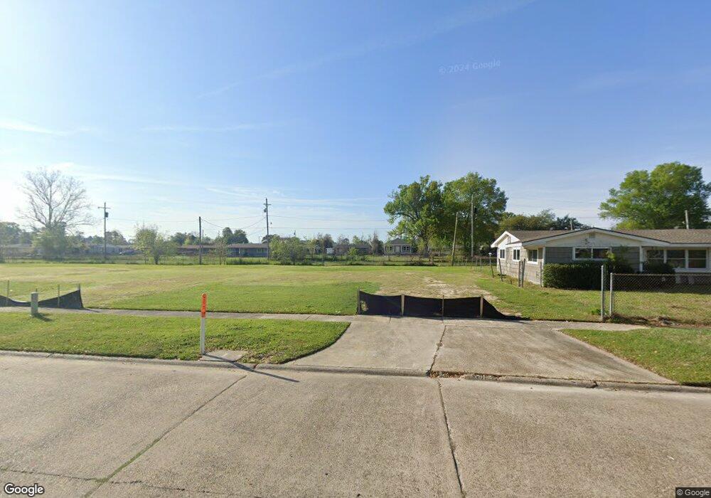 3116 S General Wainwright Dr, Lake Charles, LA 70615 - photo 1