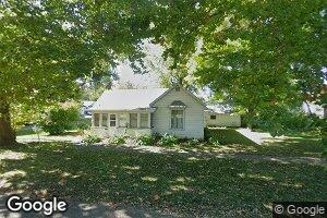 301 South St, Henry, IL 61537