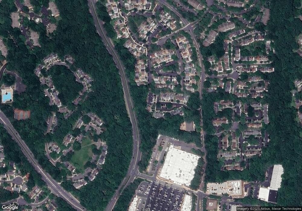 10234 Faire Commons Ct, Burke, VA 22015 - photo 1