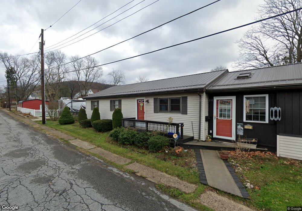 658 Virginia Ave, Indiana, PA 15701 - photo 1