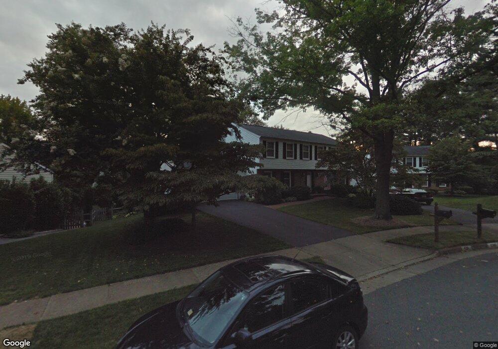 6311 Skinner Dr, Burke, VA 22015 - photo 1