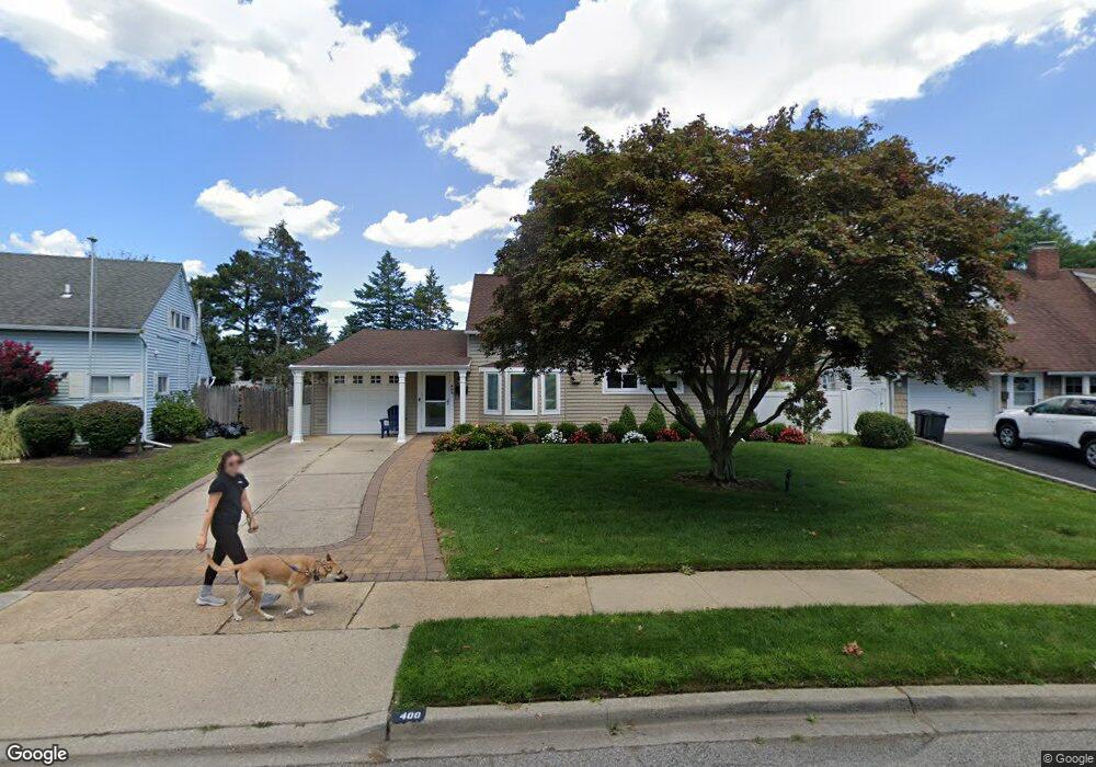 400 Red Maple Dr W, Wantagh, NY 11793 - photo 1