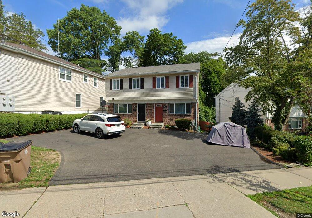 108 Rock Spring Rd, Stamford, CT 06906 - photo 1