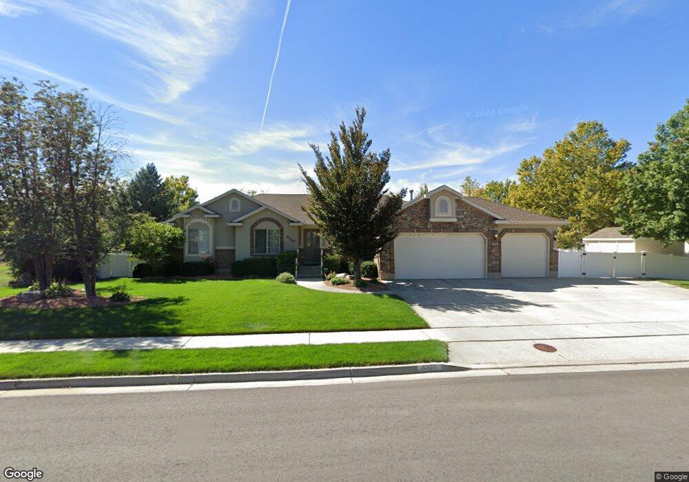 6747 W Canterbury Ln, Highland, UT 84003 - photo 1
