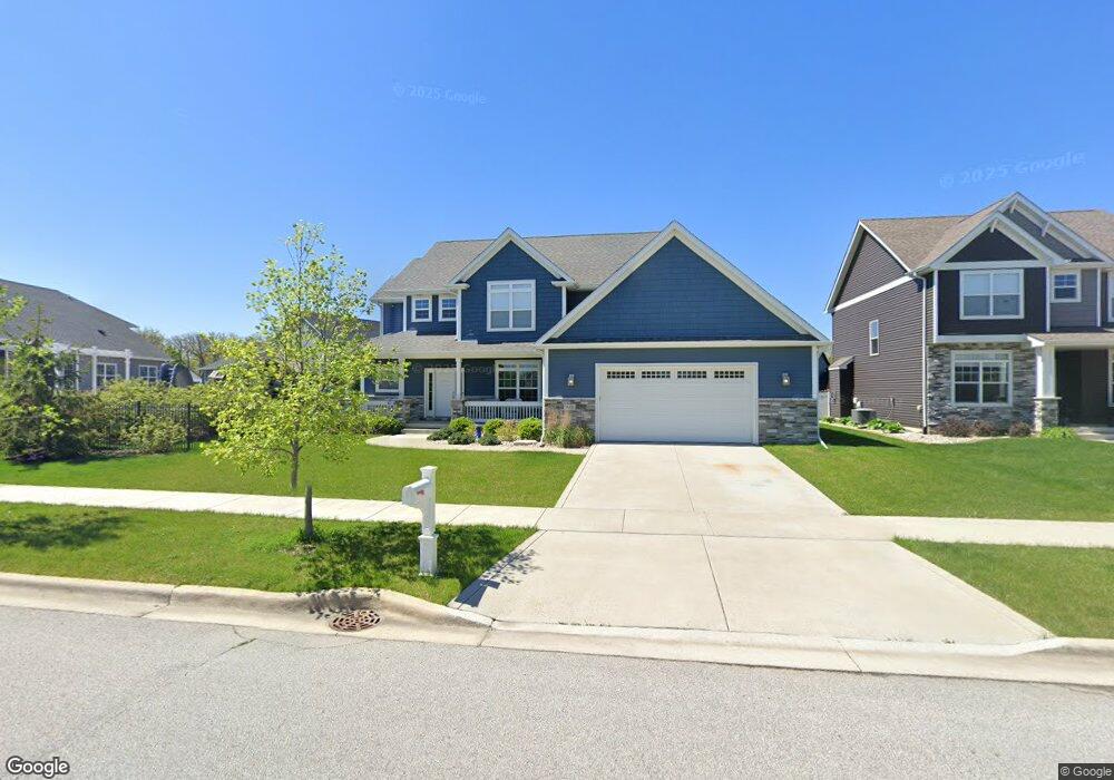 945 Highlands Dr, Crown Point, IN 46307 - photo 1