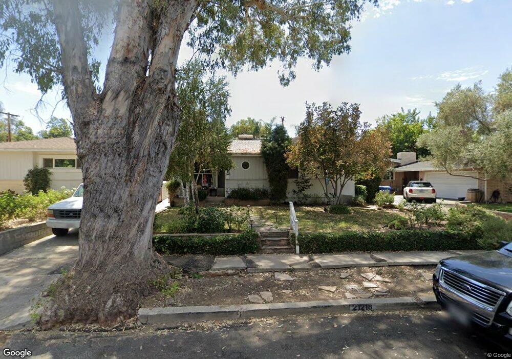 21218 Martinez St, Woodland Hills, CA 91364 - photo 1