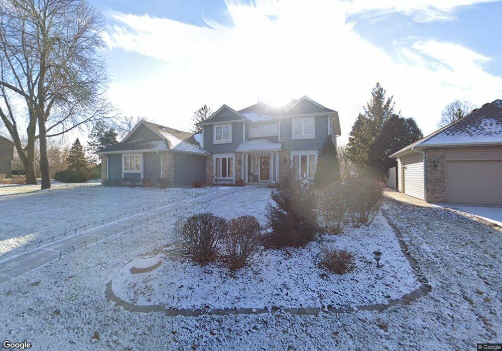 11509 Pondview Ct, Champlin, MN 55316 - photo 1