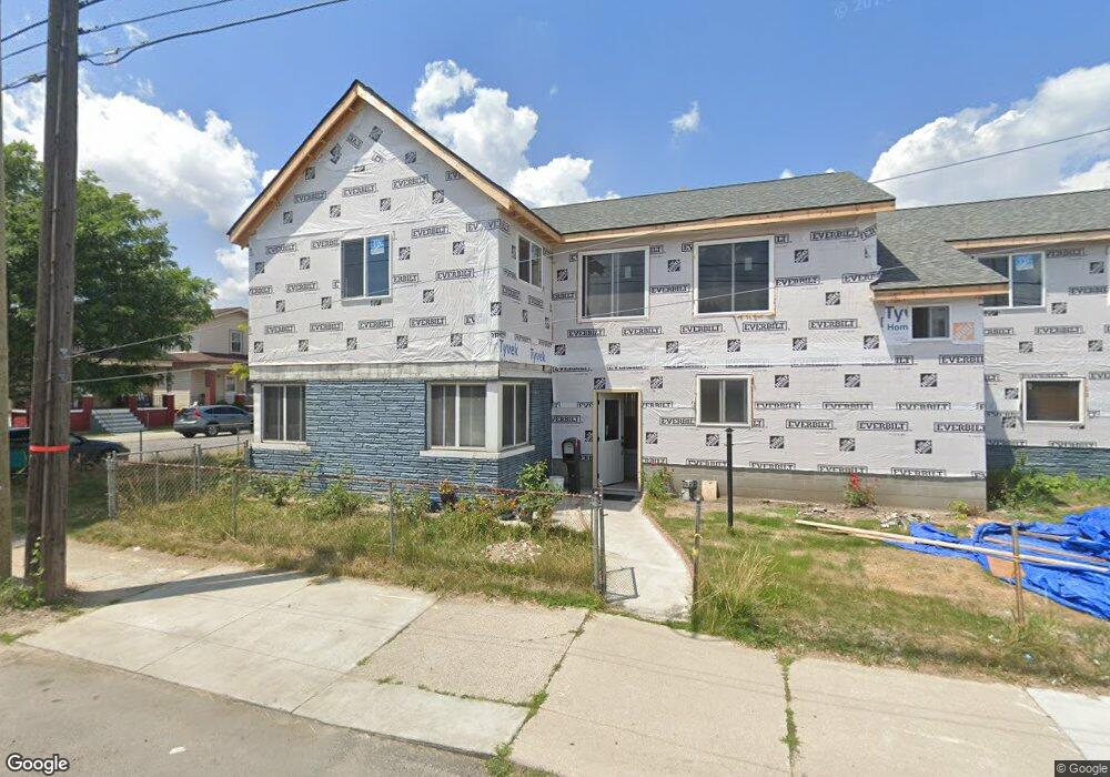 3101 Casmere St, HamtraMcK, MI 48212 - photo 1