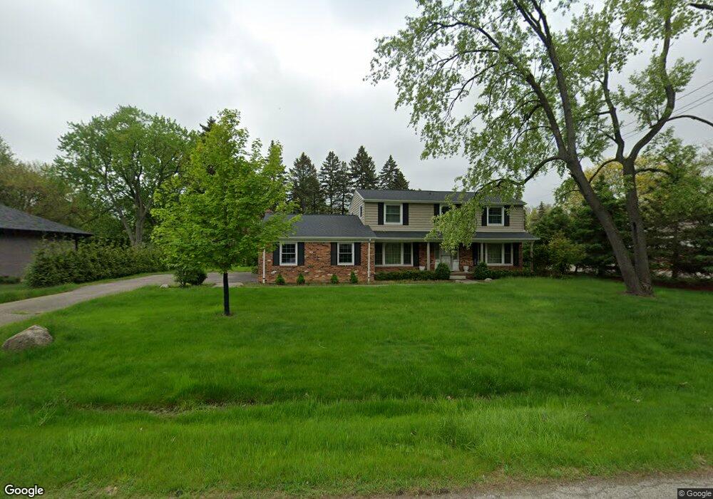 3927 Shellmarr Ln, Bloomfield Hills, MI 48302 - photo 1