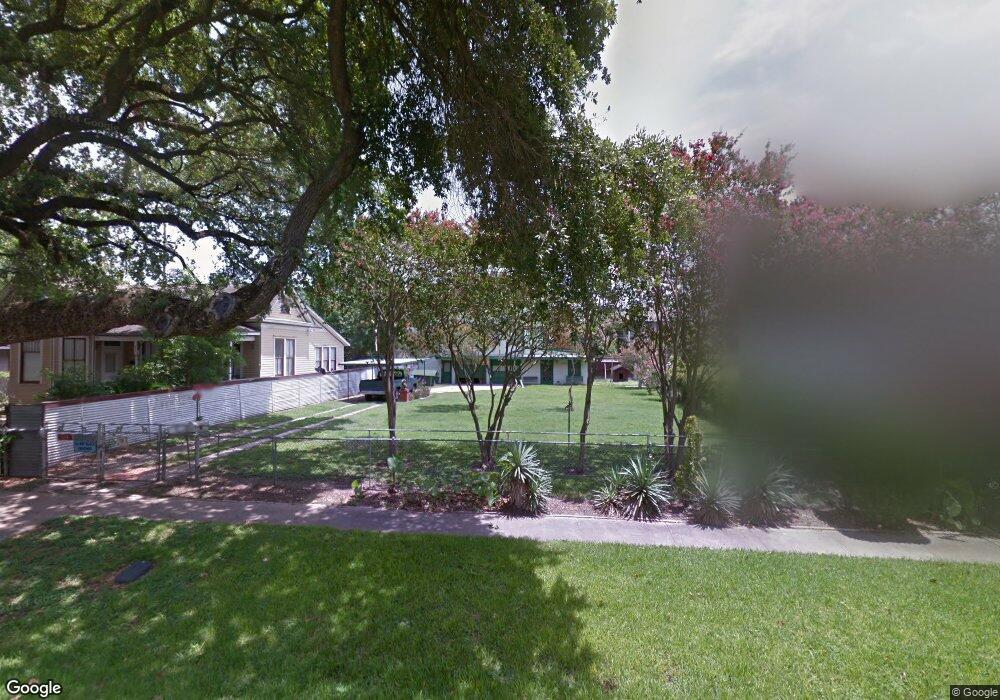 734 Rutland St, Houston, TX 77007 - photo 1