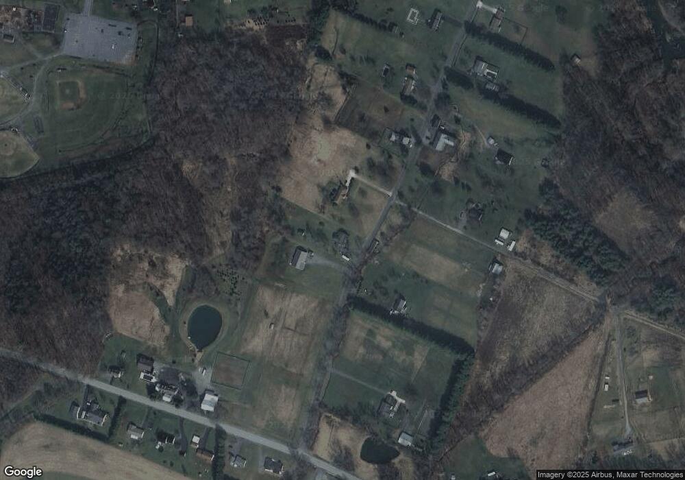 318 Confer Ln, Muncy, PA 17756 - photo 1