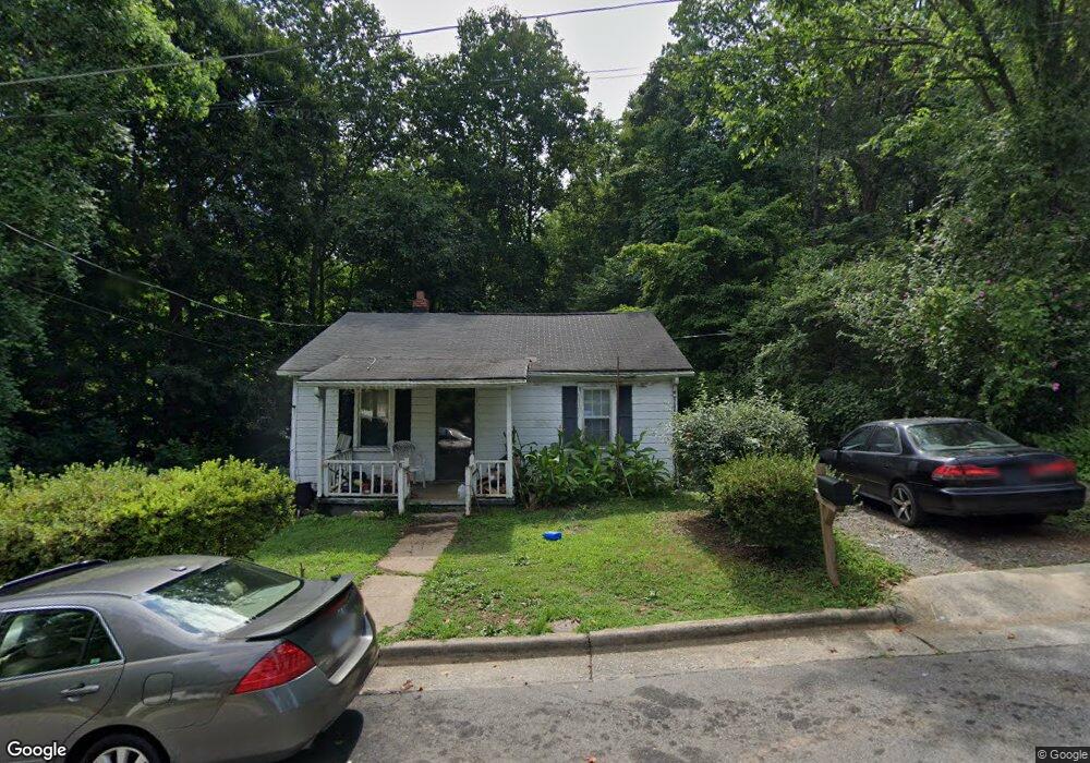 288 Pennsylvania Ave, Reidsville, NC 27320 - photo 1