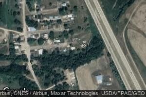 202 Maple St, Zwingle, IA 52079