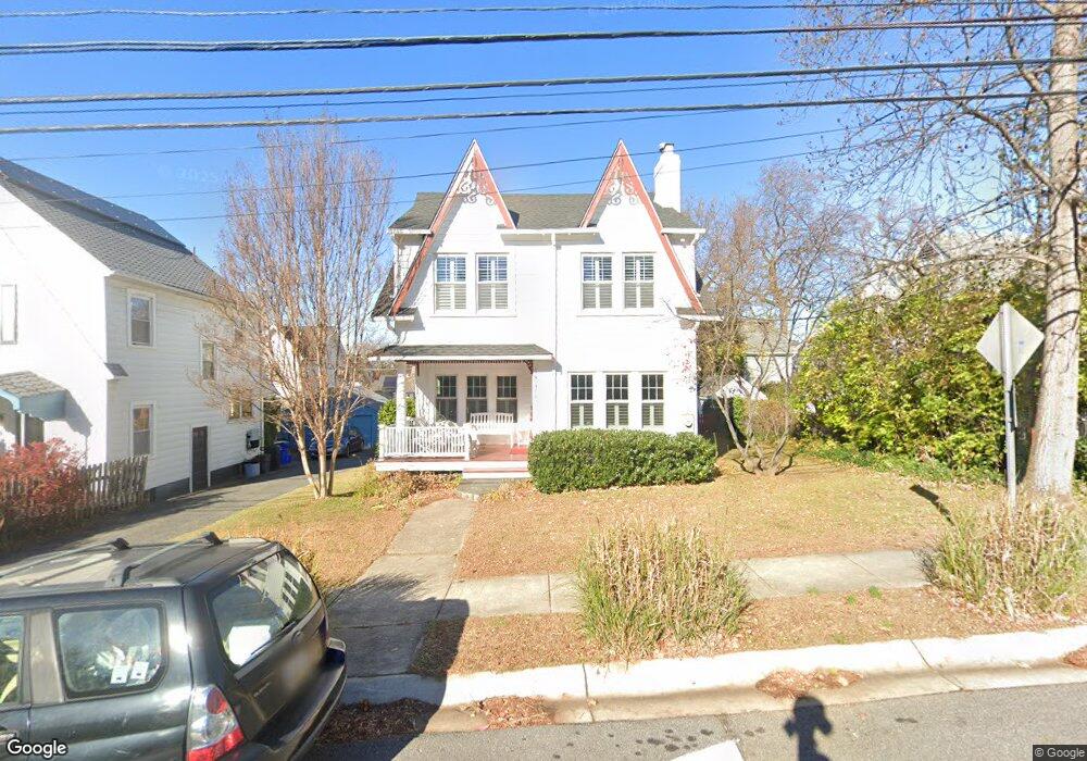 4701 Chestnut St, Bethesda, MD 20814 - photo 1
