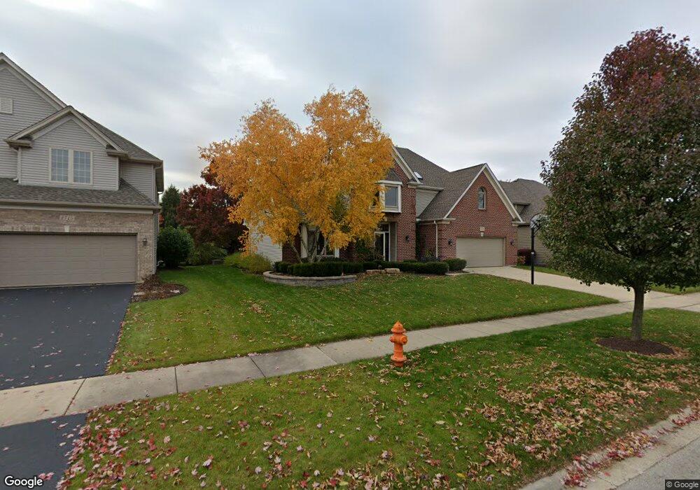 2711 Salix Cir, Naperville, IL 60564 - photo 1