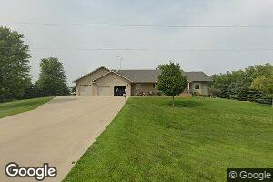3058 320th St, Hull, IA 51239