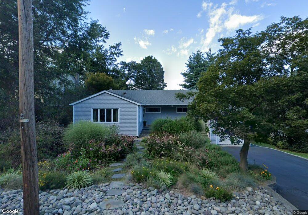 87 Barnes Rd, Tarrytown, NY 10591 - photo 1