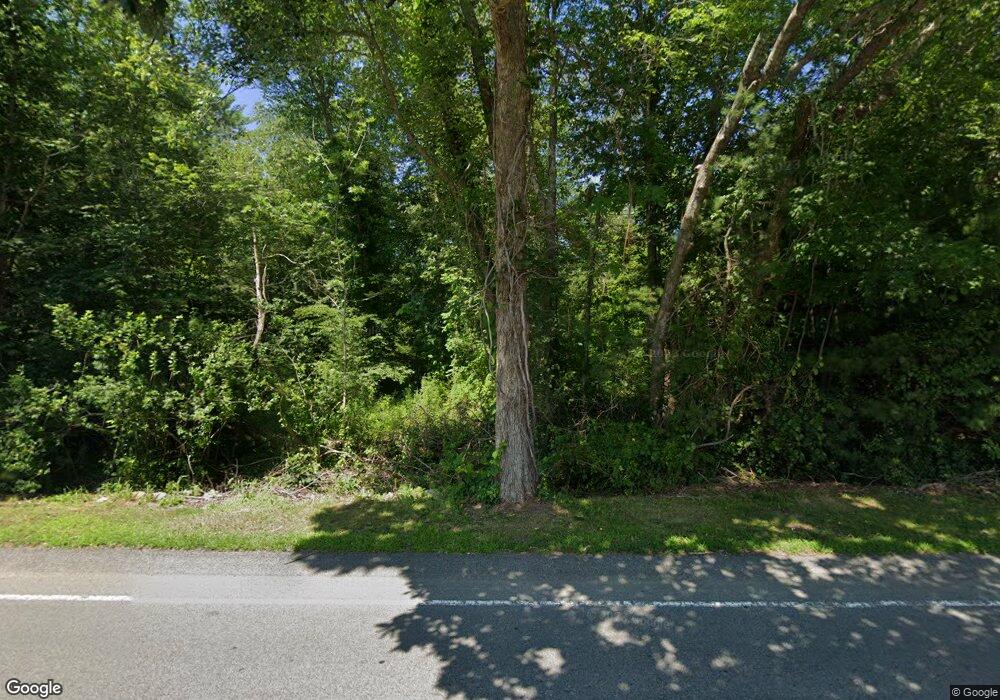 404 Chase Rd, North Dartmouth, MA 02747 - photo 1