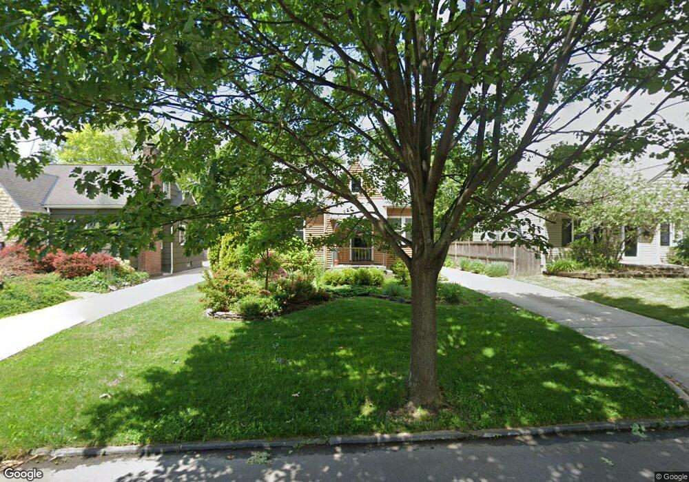 182 E Beaumont Rd, Columbus, OH 43214 - photo 1