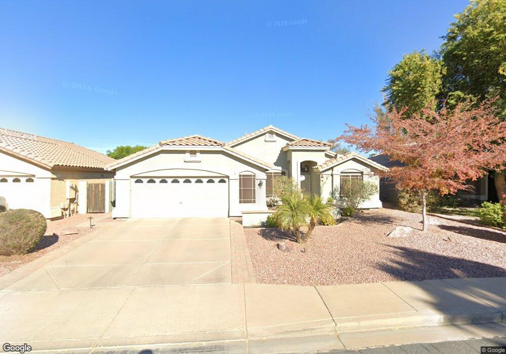 2270 E Robin Ln, Gilbert, AZ 85296 - photo 1