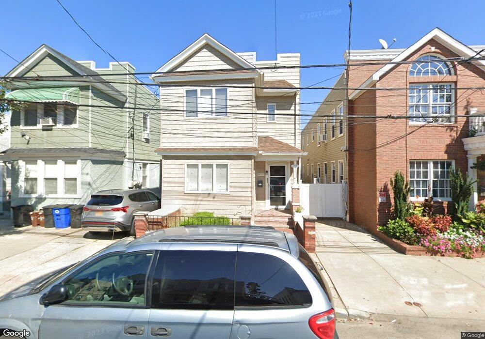 10333 103rd St, Ozone Park, NY 11417 - photo 1
