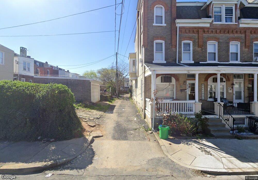 914 W Washington Street 1 2, Allentown, PA 18102 - photo 1