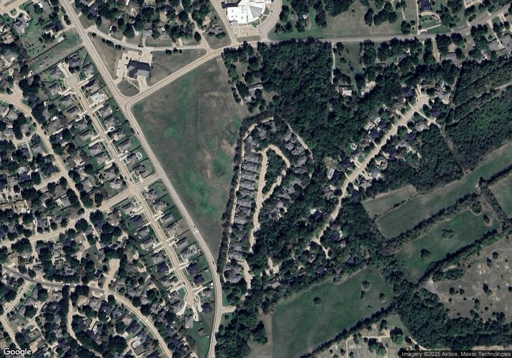 804 Oak Creek Ct, Ennis, TX 75119 - photo 1