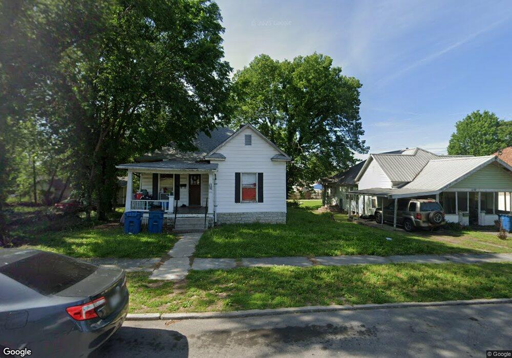 1116 Oak St, Carthage, MO 64836 - photo 1