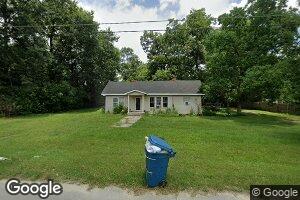 882 3rd St, Unadilla, GA 31091