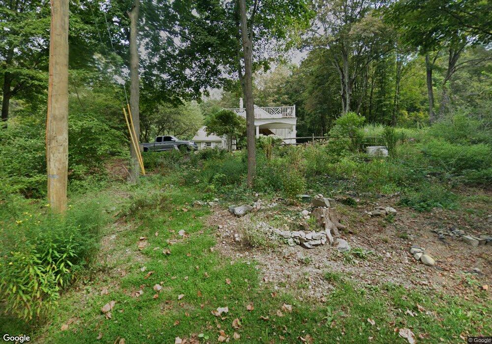 11 Scratchville Rd, Woodbury, CT 06798 - photo 1