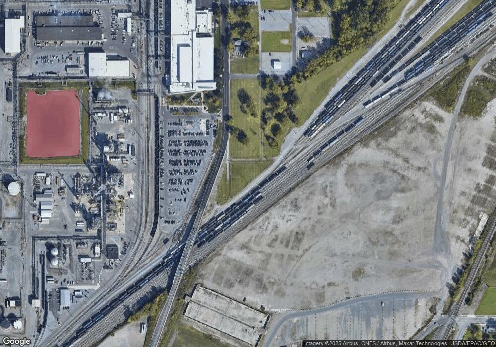 1251 S Metcalf St, Lima, OH 45804 - photo 1